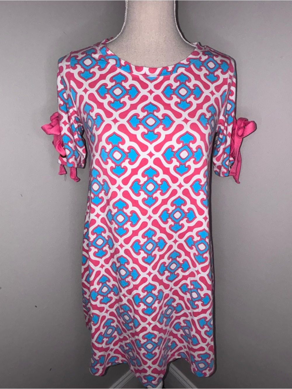 Crown & Ivy pink & aqua scroll print A-line knit short sleeve dress Small Petite